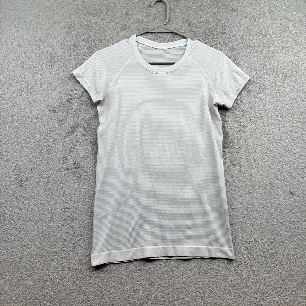 Lululemon Athletica Short Sleeve Swiftly Tech Women’s 6 White Tee Running